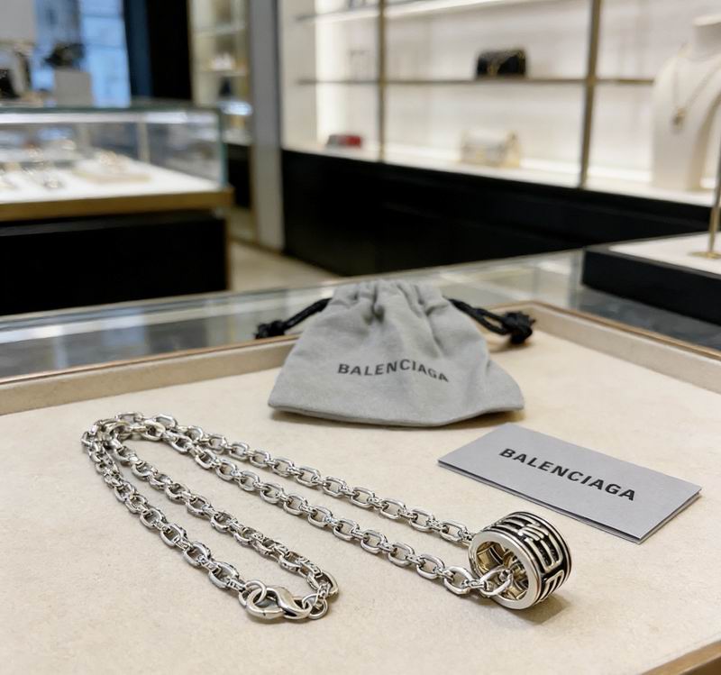 Balenciaga Necklace 05yxs72